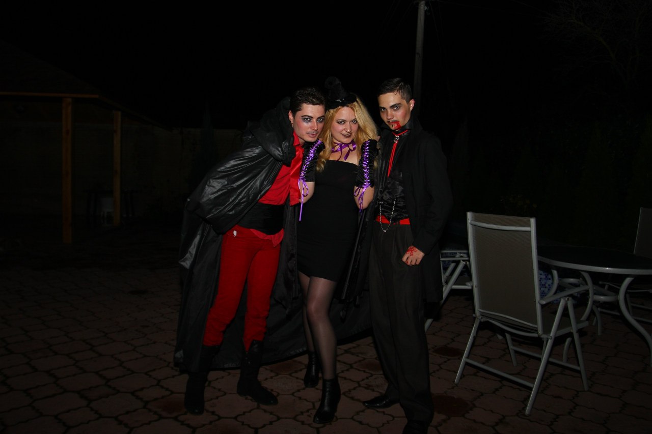 Halloween party от Салона Магии и мистики Елены Руденко. 2012 г. - Страница 2 1TMy-B1Uz6A
