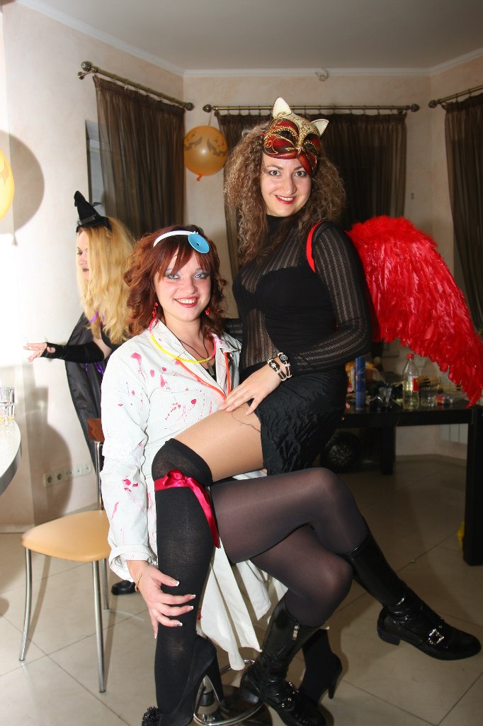 Halloween party от Салона Магии и мистики Елены Руденко. 2012 г. - Страница 2 LPlirP4QQkY