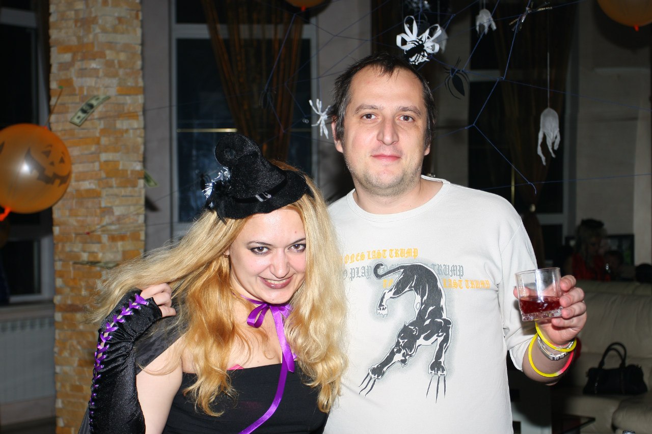 Halloween party от Салона Магии и мистики Елены Руденко. 2012 г. - Страница 2 CLcU3xD5bwo