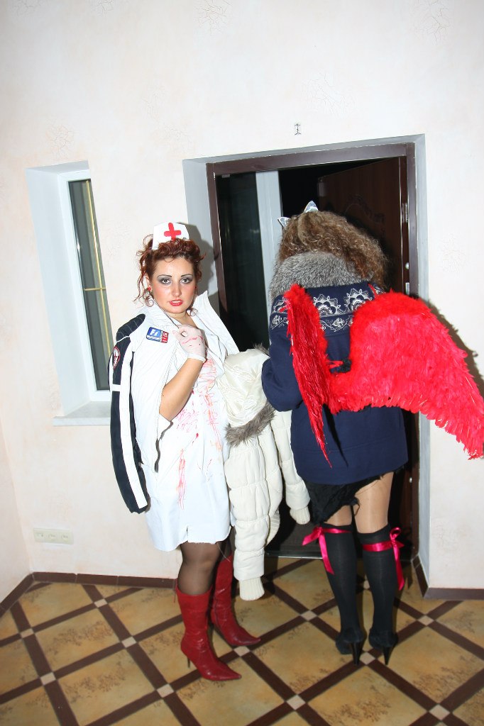 Halloween party от Салона Магии и мистики Елены Руденко. 2012 г. - Страница 2 QEnFkFwC6gc