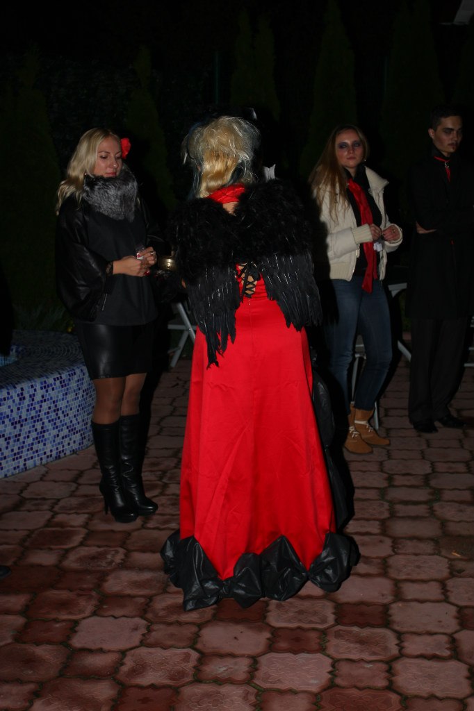 Halloween party от Салона Магии и мистики Елены Руденко. 2012 г. - Страница 2 WEqz1h5GZGA