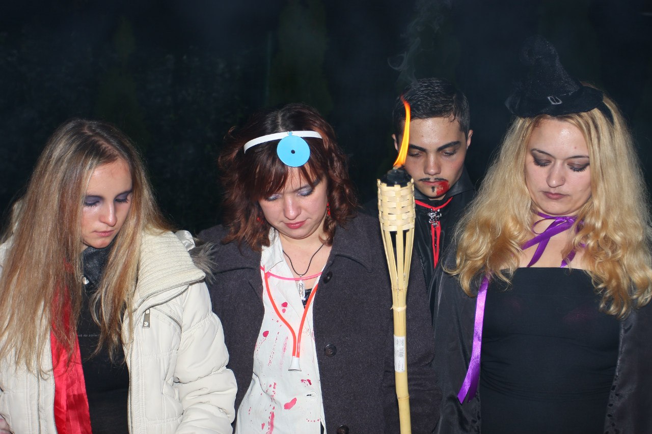 Halloween party от Салона Магии и мистики Елены Руденко. 2012 г. - Страница 2 DewmPbzXfLM