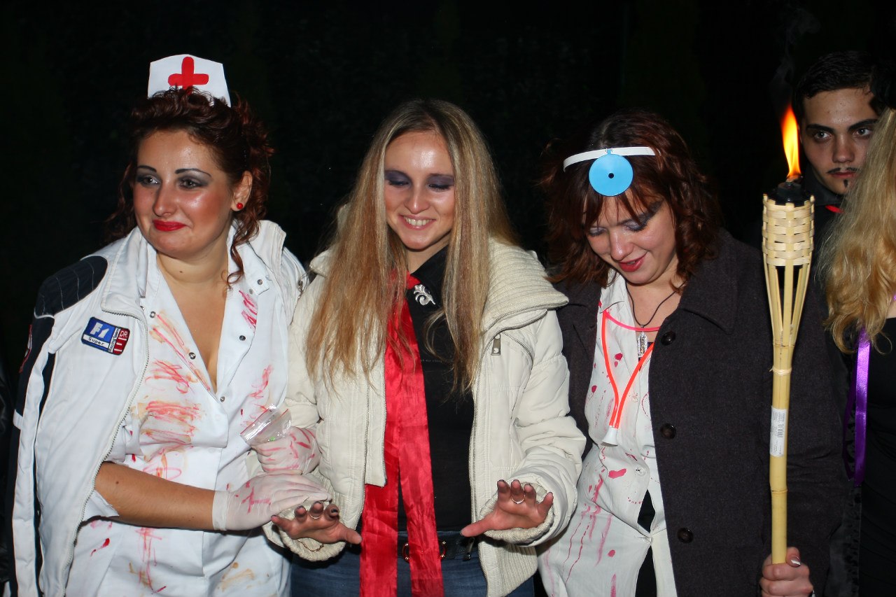 Halloween party от Салона Магии и мистики Елены Руденко. 2012 г. - Страница 2 80TDgPmzMEM