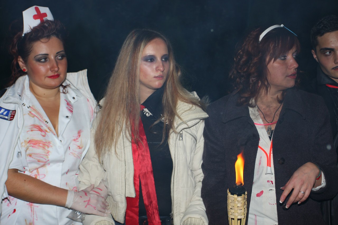 Halloween party от Салона Магии и мистики Елены Руденко. 2012 г. - Страница 2 WpogQK9qDks
